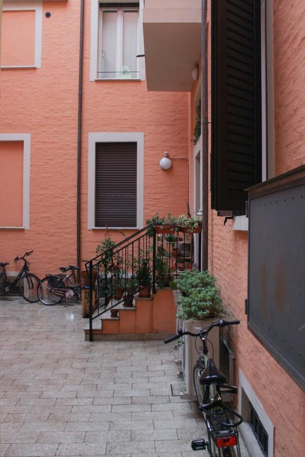 ボローニャCasa Agape Mazzini-Sant'Orsolaアパートメント エクステリア 写真